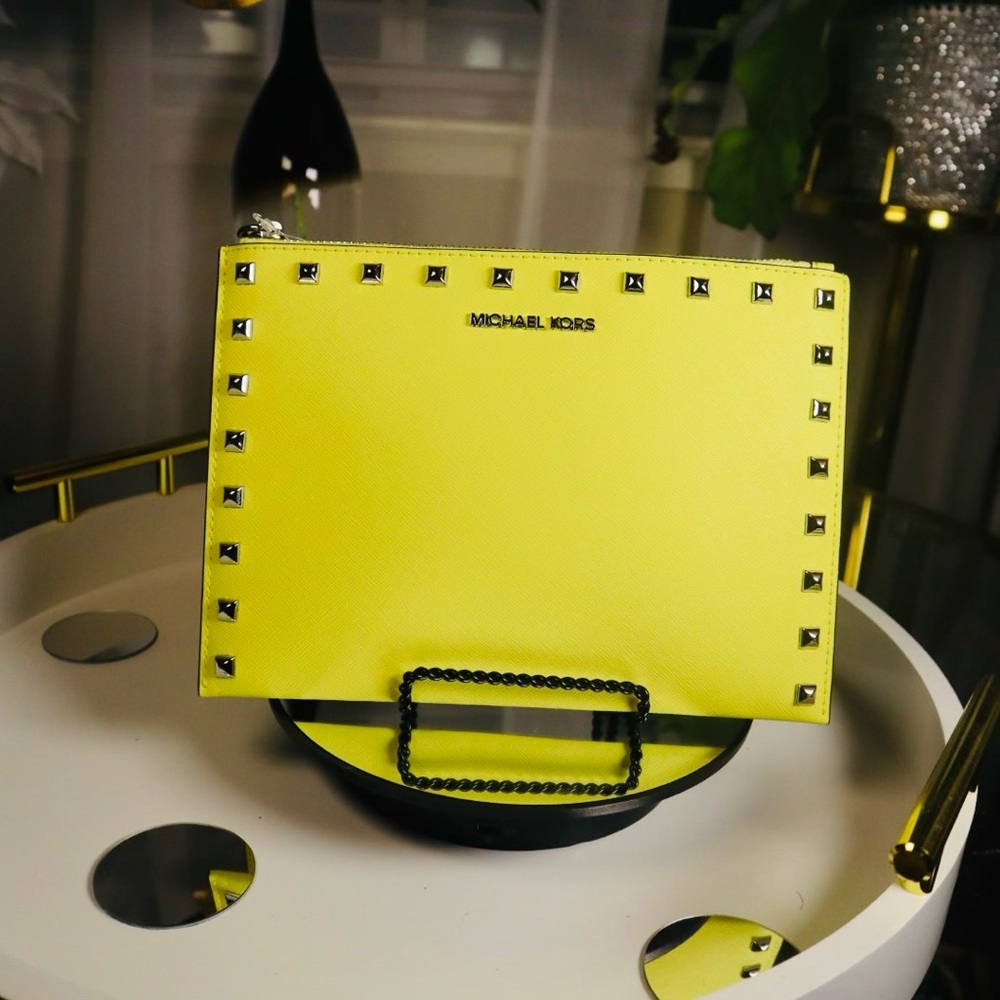 Michael Kors Jet Set travel Studded clutch - Picture 4 of 5
